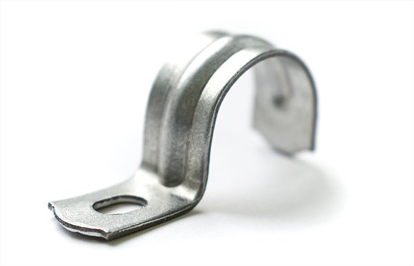 Скоба однолапковая D25-26 (100 шт) (Завод Труд СМО 25-26) Скоба металлическая однолапковая