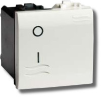 Выключатель двухполюсный Brava 2 модуля белый (76122BL) Выключатель двухполюсный