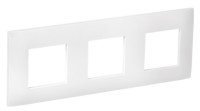SKANDY Рамка 3-местная SK-F03W арктический белый (SK-M32-K01) Рамка
