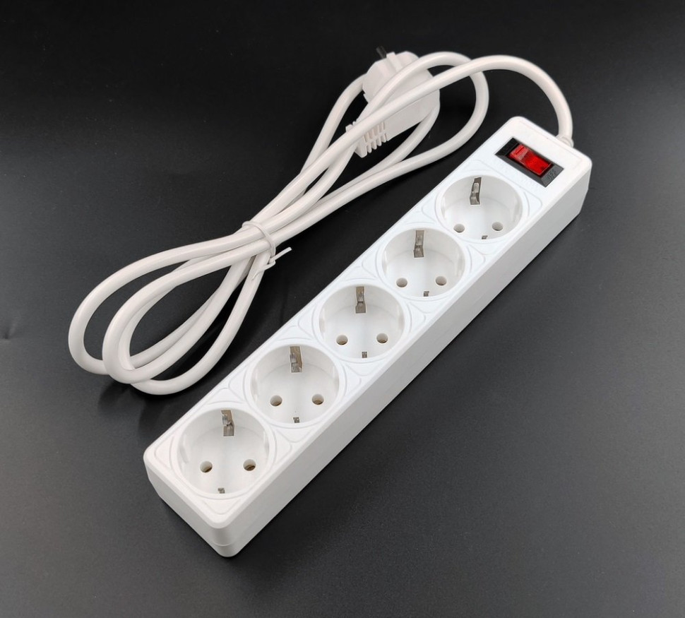 SP5W-530 GARDA Сетевой фильтр 5 розеток, 3м, белый