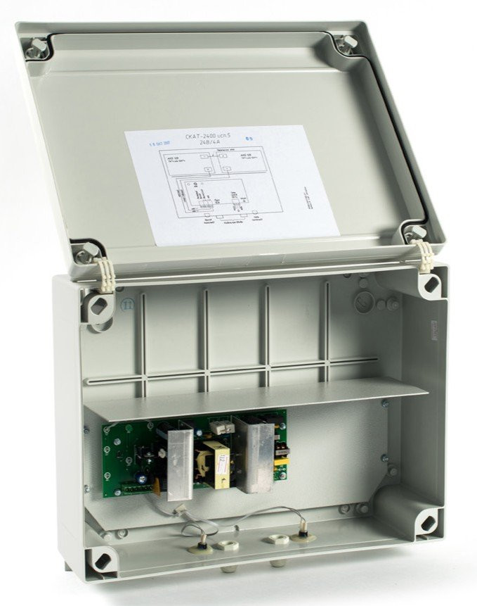 СКАТ-2400 исп.5 (122) Источник вторичного электропитания резервированный