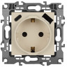 Розетка с USB type-A+C 12-4108-02 16А 250В 5В-3А 2P+E серия 12 слоновая кость ЭРА (Б0067731) Розетка со шторками с USB