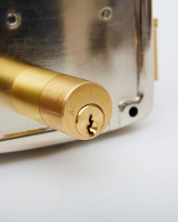 AT-EL101GF.4 (внешний левый) Замок электромеханический накладной